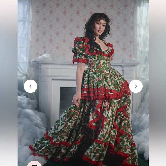 Selkie The Holly Victorian Corset - Picture 2 of 3